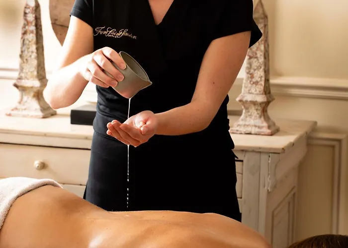 La Ferme Saint Simeon & - Relais & Chateaux