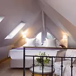 فندق La Ferme Saint Simeon & - Relais & Chateaux 5*