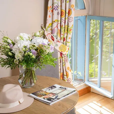 La Ferme Saint Simeon & - Relais & Chateaux 5*