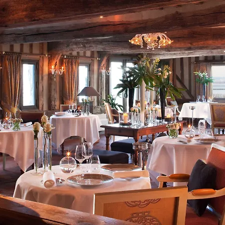 Отель La Ferme Saint Simeon & - Relais & Chateaux Онфлёр