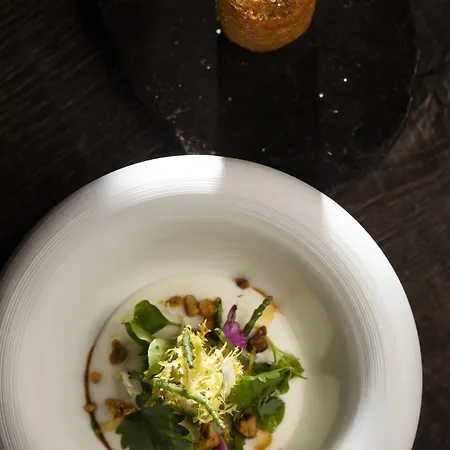 Hotel La Ferme Saint Simeon & - Relais & Chateaux 5*