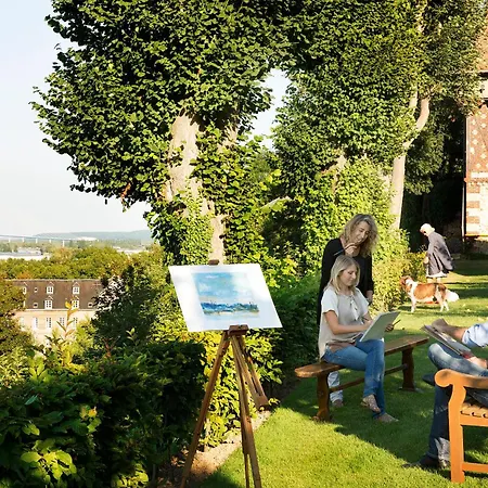 Отель La Ferme Saint Simeon & - Relais & Chateaux 5*