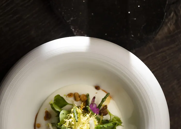 Hotel La Ferme Saint Simeon & - Relais & Chateaux 5*